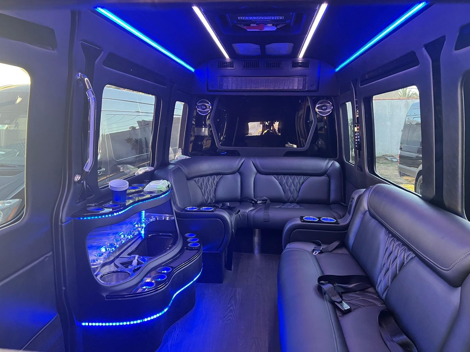 black luxury ride van6